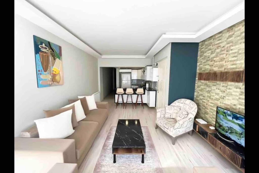 House In The Center Of Kadikoy Appartement Istanboel Buitenkant foto